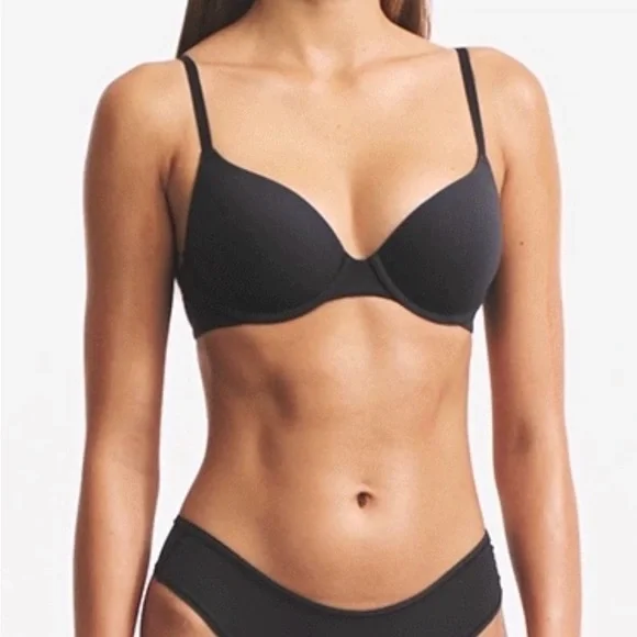 SKIMS Black/Onyx Fit Everybody T-shirt Bra - Picture 8 of 8